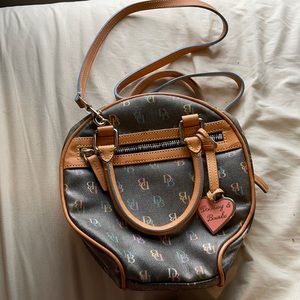 Dooney & Bourke circle bag